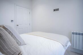 No. 4 Croft House - Luxury 2 Bed Apartment - Tenby