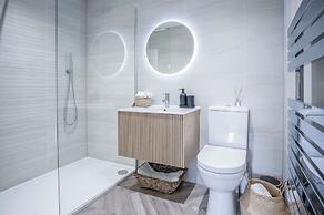 No. 4 Croft House - Luxury 2 Bed Apartment - Tenby