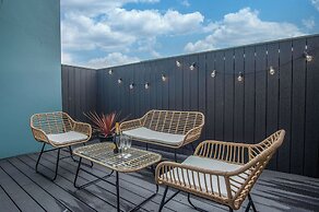 No. 4 Croft House - Luxury 2 Bed Apartment - Tenby