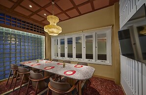 Golden Hill by Golden Tulip