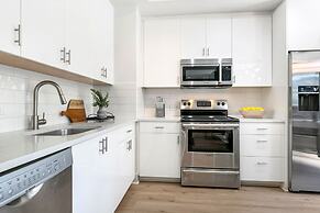 Chic 4Bed Oasis Steps from French Quarter Magic!