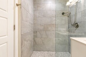 Spacious 4BR Condo in New Orleans