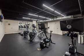 Spacious 4BR Condo in New Orleans