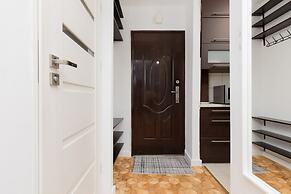 Studio Grzybowska m. 112 by Renters