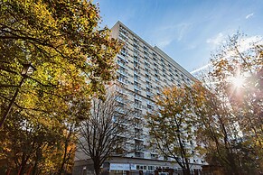 Studio Grzybowska m. 112 by Renters