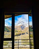 Hotel Axien Kazbegi