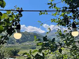 Hotel Axien Kazbegi