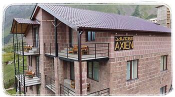 Hotel Axien Kazbegi
