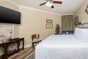 Phoenix Ix 506 2 Bedroom Condo