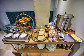 MIT HOTEL