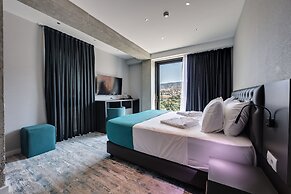 MIT HOTEL