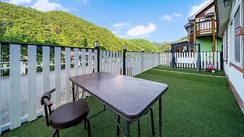 Chuncheon Namiseom pet Friendly Pension