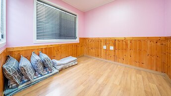 Chuncheon Namiseom pet Friendly Pension