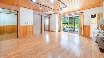 Chuncheon Namiseom pet Friendly Pension