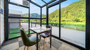 Chuncheon Namiseom pet Friendly Pension
