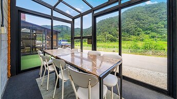 Chuncheon Namiseom pet Friendly Pension