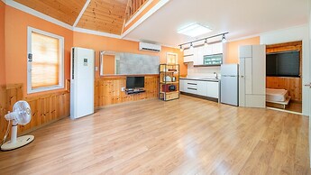 Chuncheon Namiseom pet Friendly Pension