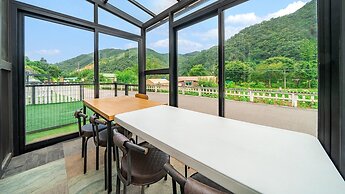 Chuncheon Namiseom pet Friendly Pension