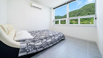Chuncheon Namiseom pet Friendly Pension