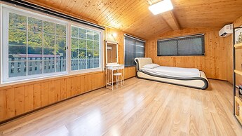 Chuncheon Namiseom pet Friendly Pension
