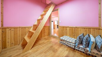 Chuncheon Namiseom pet Friendly Pension