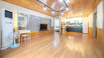 Chuncheon Namiseom pet Friendly Pension