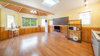 Chuncheon Namiseom pet Friendly Pension
