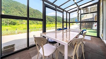 Chuncheon Namiseom pet Friendly Pension
