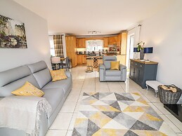 12 Hillview