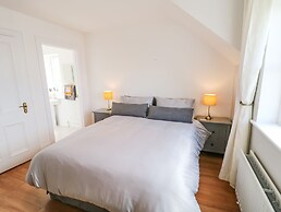 12 Hillview