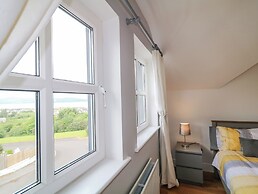 12 Hillview