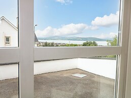 12 Hillview