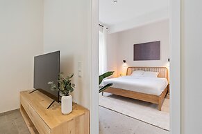 Clausen Hideaway Modern Apartment ID211