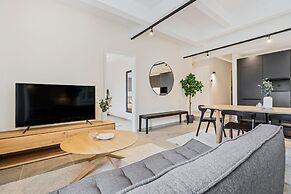 Clausen Hideaway Modern Apartment ID211