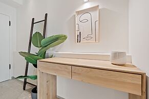 Clausen Hideaway Modern Apartment ID211