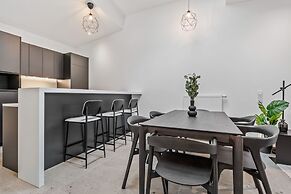 Charming Clausen Getaway Serene ID209