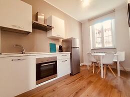 HH HERMOSO HOUSING ASTI