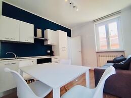 HH HERMOSO HOUSING ASTI