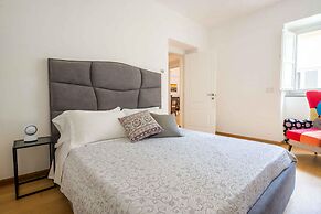 Magione Apartment With Terrace by Wonderful Italy