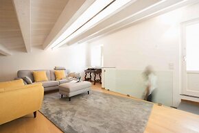 Magione Apartment With Terrace by Wonderful Italy