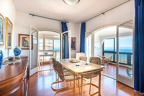 Casa con Terrazza sul Mare all Addaura by Wonderful Italy