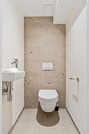 Clausen Charm Contemporary Retreat ID210