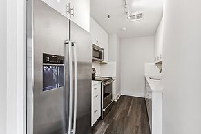 Upscale Condos and Penthouses Close to Canal & Bourbon St.