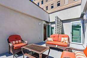 Upscale Condos and Penthouses Close to Canal & Bourbon St.