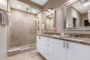 Upscale Condos and Penthouses Close to Canal & Bourbon St.