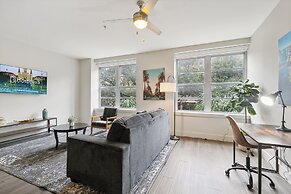 Upscale Condos and Penthouses Close to Canal & Bourbon St.