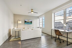 Upscale Condos and Penthouses Close to Canal & Bourbon St.