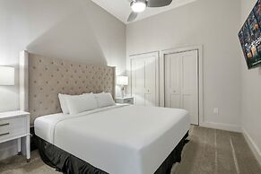 Upscale Condos and Penthouses Close to Canal & Bourbon St.