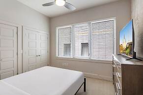 Upscale Condos and Penthouses Close to Canal & Bourbon St.