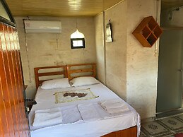 Lütfü Bey Konağı